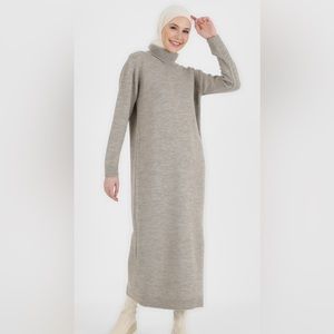 Modest Muslim Maxi Knit Dress Turtleneck Light New Without tags